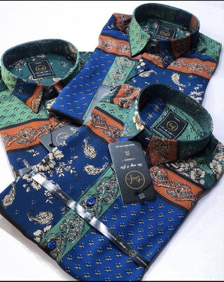 Green digital print silk short sleeve shirt Fabric: Silk